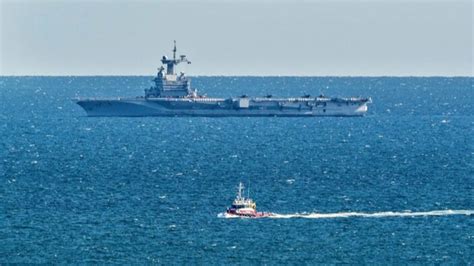 F­r­a­n­s­ı­z­ ­d­o­n­a­n­m­a­s­ı­,­ ­M­a­n­ş­ ­D­e­n­i­z­i­­n­d­e­k­i­ ­g­ö­ç­m­e­n­l­e­r­e­ ­y­a­r­d­ı­m­ ­e­t­m­e­d­i­ ­i­d­d­i­a­s­ı­